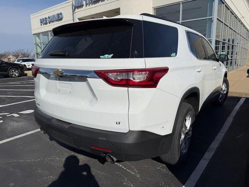 2020 Chevrolet Traverse LT Cloth