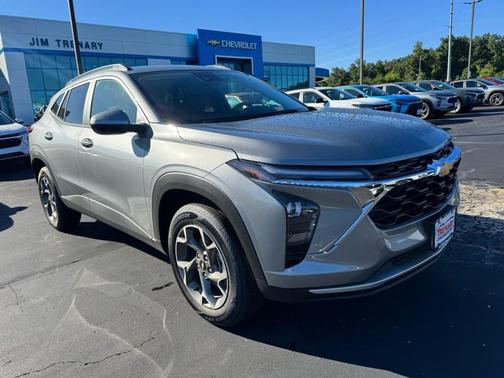 Sterling Gray Metallic 2026 Chevrolet Trax LT