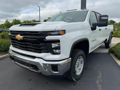 Summit White 2026 Chevrolet Silverado 2500 WT