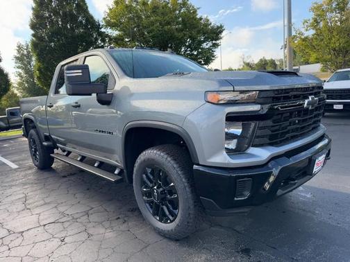 2026 Chevrolet Silverado 2500 Custom