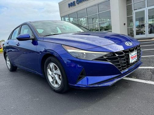 2021 Hyundai ELANTRA SE