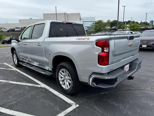 Silver Ice Metallic 2021 Chevrolet Silverado 1500 LT