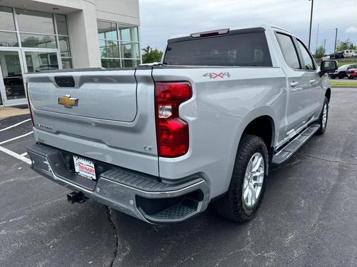 Silver Ice Metallic 2021 Chevrolet Silverado 1500 LT