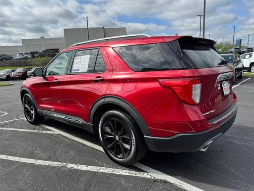 Rapid Red Metallic Tinted Clearcoat 2021 Ford Explorer Limited