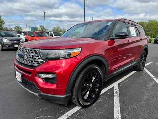 Rapid Red Metallic Tinted Clearcoat 2021 Ford Explorer Limited
