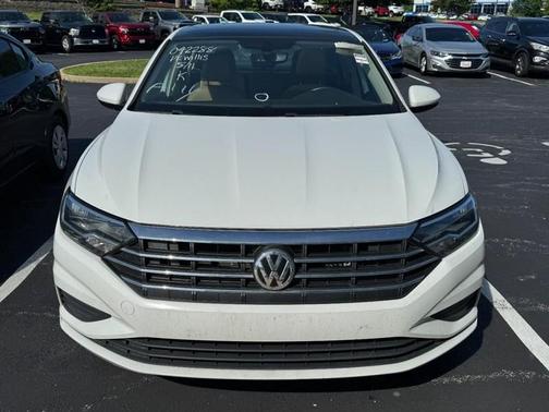 Pure White 2021 Volkswagen Jetta Auto