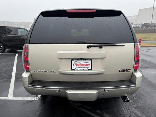 2013 GMC Yukon XL Denali