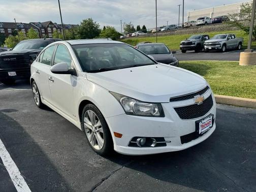 Summit White 2013 Chevrolet Cruze LTZ