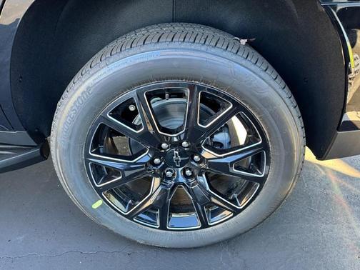 2026 Chevrolet Tahoe 4WD RST