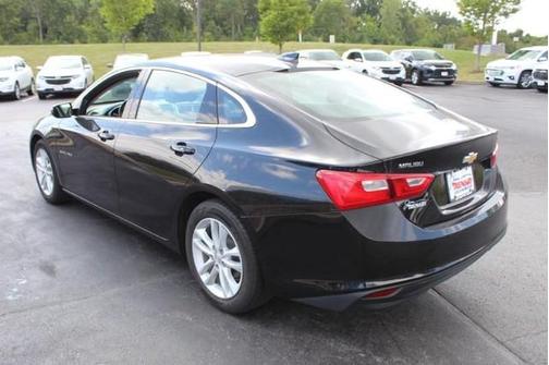 2017 Chevrolet Malibu 1LT