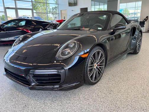 Jet Black Metallic 2017 Porsche 911 Turbo