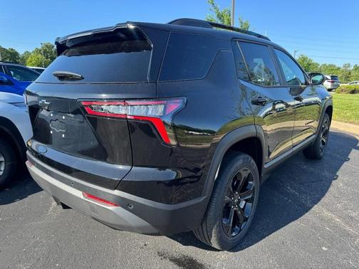 Mosaic Black Metallic 2026 Chevrolet Equinox 1LT
