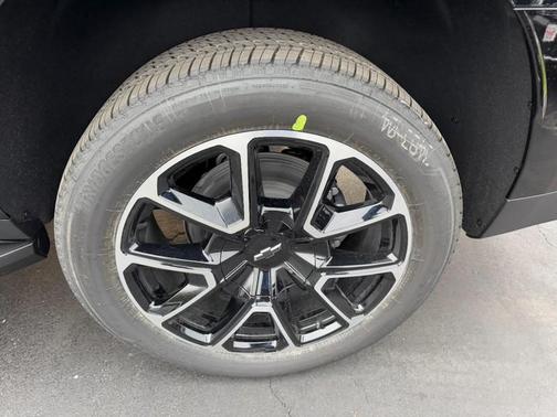 2026 Chevrolet Tahoe 4WD RST