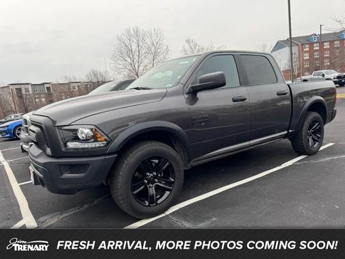 2024 RAM 1500 Classic Warlock Crew Cab 4x4 5'7' Box