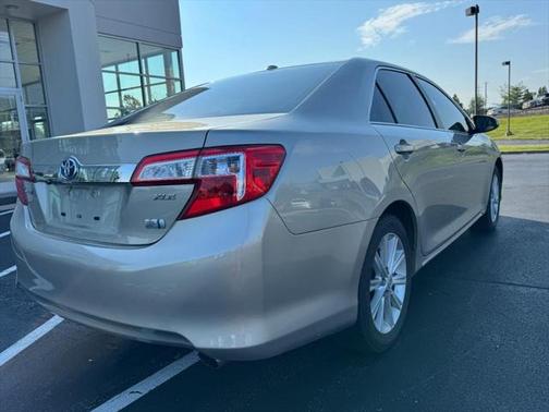 2014 Toyota Camry Hybrid XLE