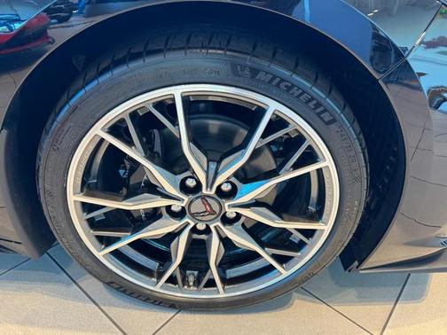 2026 Chevrolet Corvette Stingray w/1LT