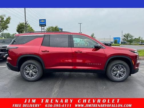 2025 Chevrolet Traverse LT