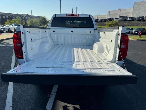 Summit White 2015 Chevrolet Colorado WT