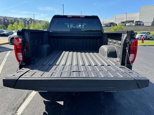 Onyx Black 2026 GMC Sierra 1500 Elevation