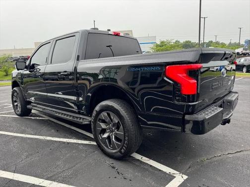 2023 Ford F-150 Lightning XLT