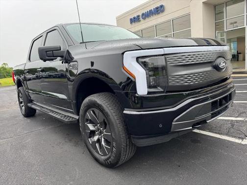 2023 Ford F-150 Lightning XLT