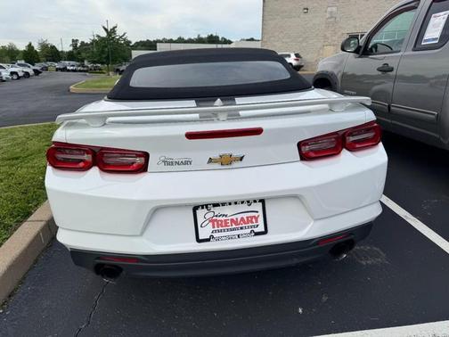 Summit White 2019 Chevrolet Camaro 1LT