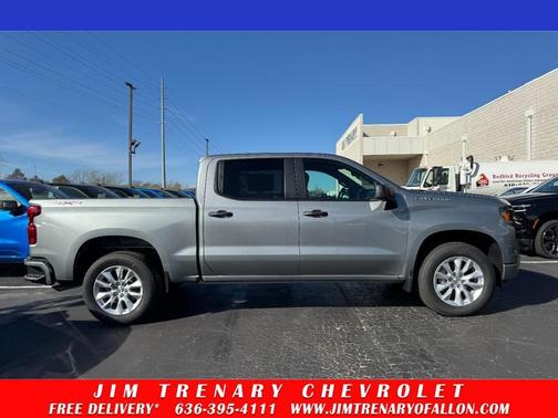 Sterling Gray Metallic 2026 Chevrolet Silverado 1500 Custom
