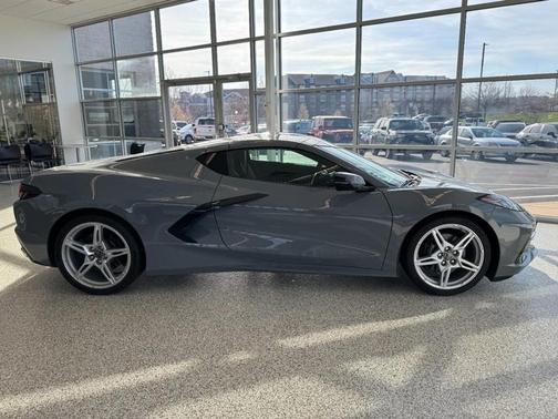 2025 Chevrolet Corvette Stingray w/1LT