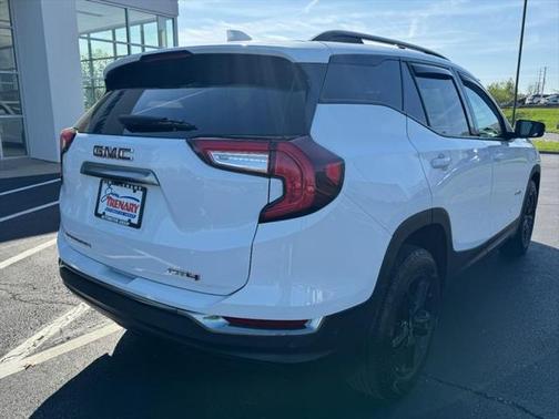 2022 GMC Terrain AWD AT4