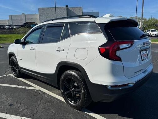 2022 GMC Terrain AWD AT4