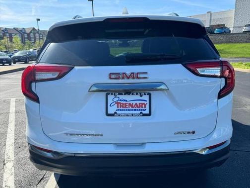 2022 GMC Terrain AWD AT4