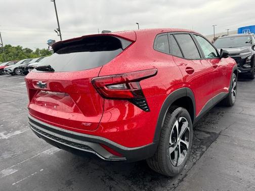 Apex Red 2026 Chevrolet Trax FWD 1RS