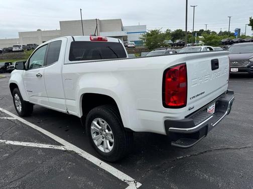 Summit White 2022 Chevrolet Colorado LT