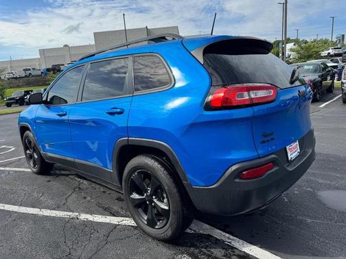 Hydro Blue Pearlcoat 2018 Jeep Cherokee Latitude