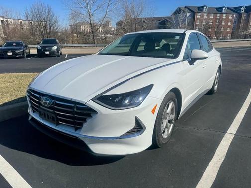 2021 Hyundai SONATA SE