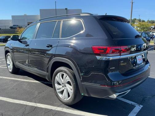 2023 Volkswagen Atlas 2.0T SE w/Technology 4MOTION
