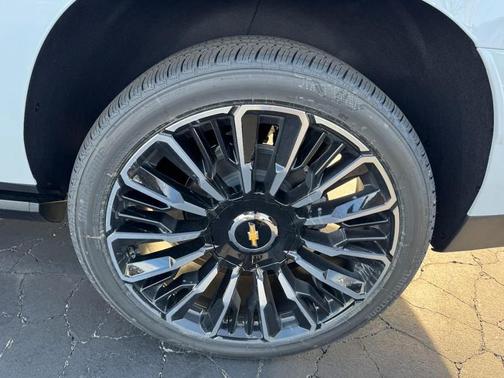 2026 Chevrolet Suburban High Country, 4WD