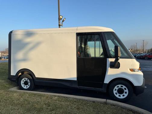 2025 Chevrolet BrightDrop 400 eFWD 400