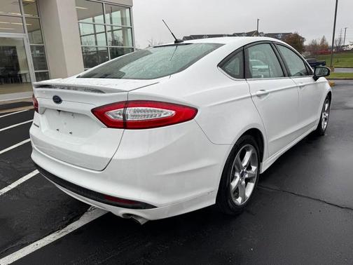 2016 Ford Fusion S