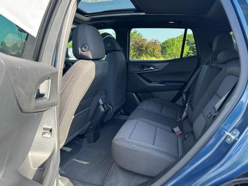 Lakeshore Blue Metallic 2026 Chevrolet Equinox 1LT