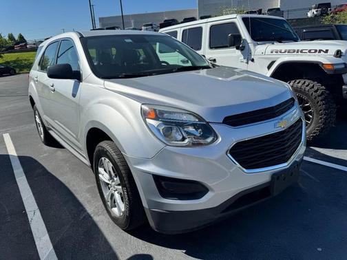 Silver Ice Metallic 2016 Chevrolet Equinox LS