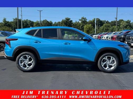 2025 Chevrolet Trax LS