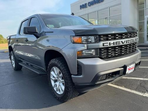 2021 Chevrolet Silverado 1500 Custom