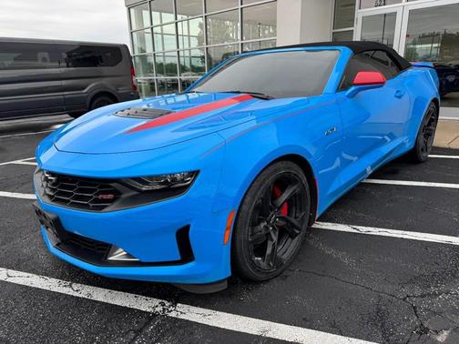 Rapid Blue 2022 Chevrolet Camaro RWD Convertible LT1