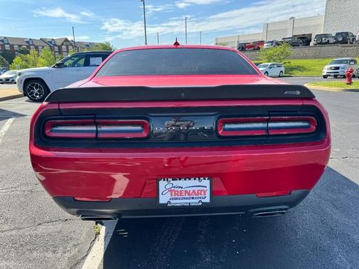 Redline Red Tricoat Pearl 2016 Dodge Challenger R/T Scat Pack