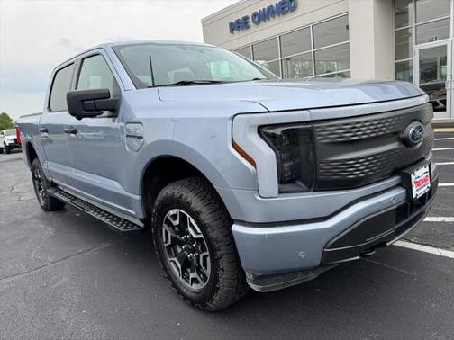 2022 Ford F-150 Lightning XLT