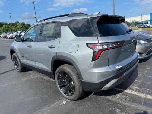 Sterling Gray Metallic 2026 Chevrolet Equinox 1LT