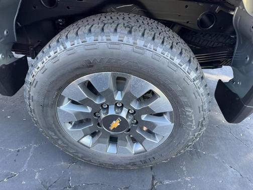 2026 Chevrolet Silverado 2500 Custom