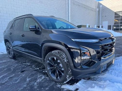 Mosaic Black Metallic 2026 Chevrolet Equinox FWD RS