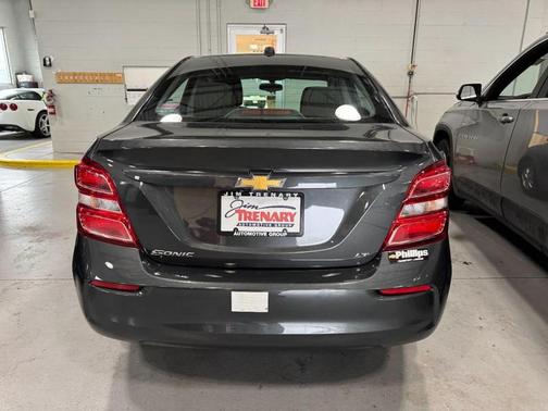 2017 Chevrolet Sonic LT